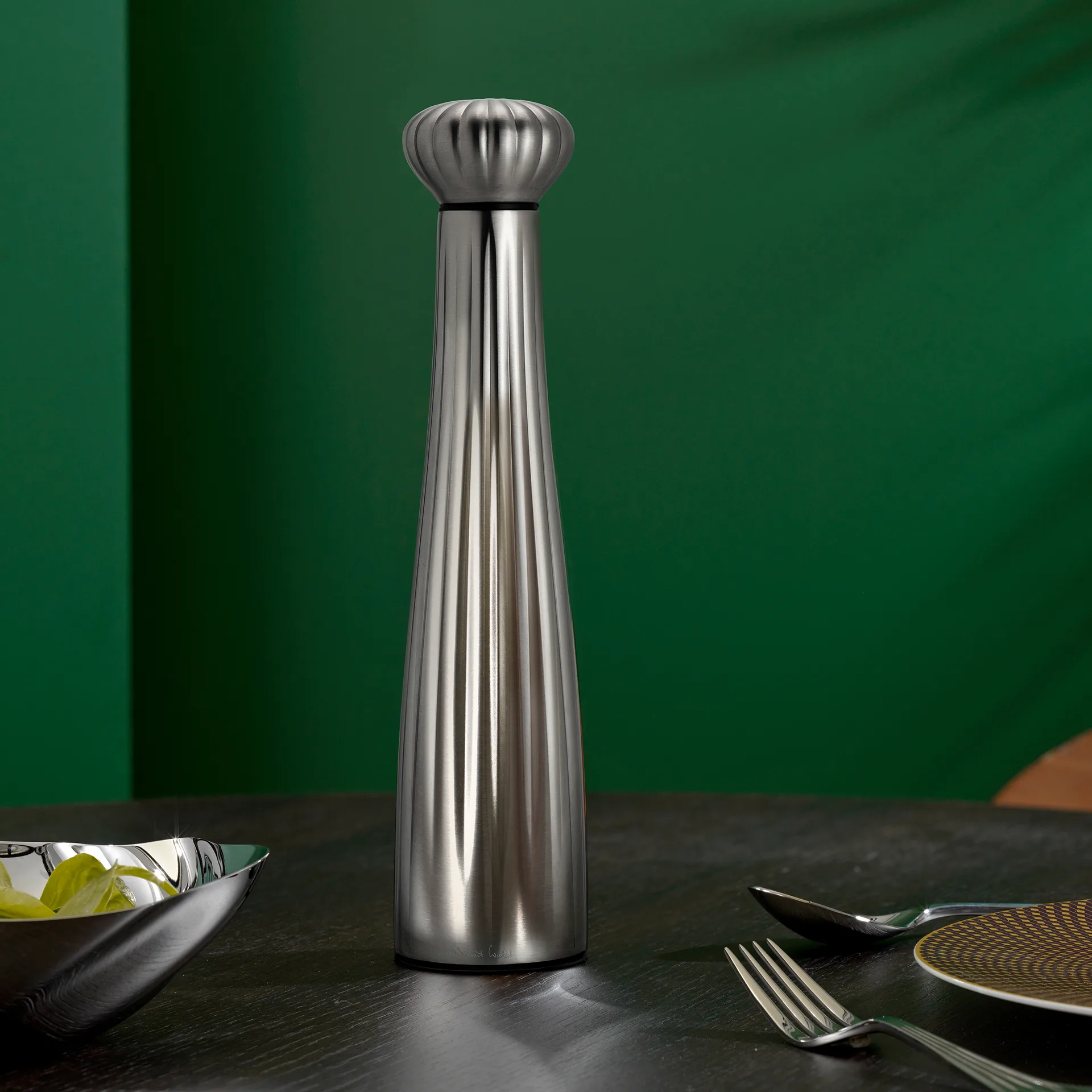 Palm satin pepper mill stainless steel 31.2 cm, Black Robert Welch