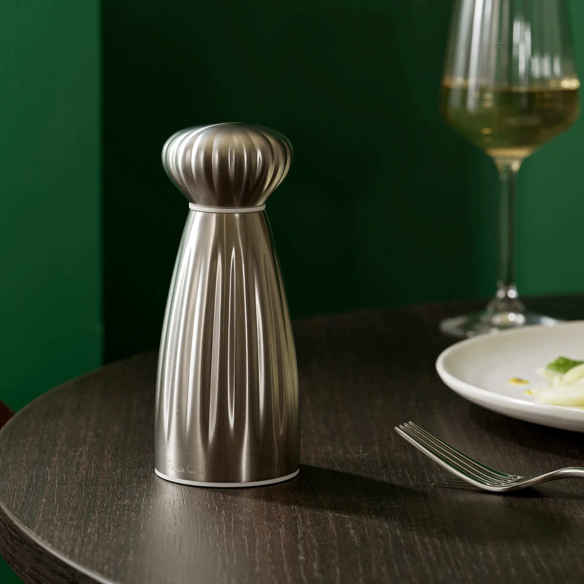 Palm satin salt grinder stainless steel 16.8 cm, White Robert Welch