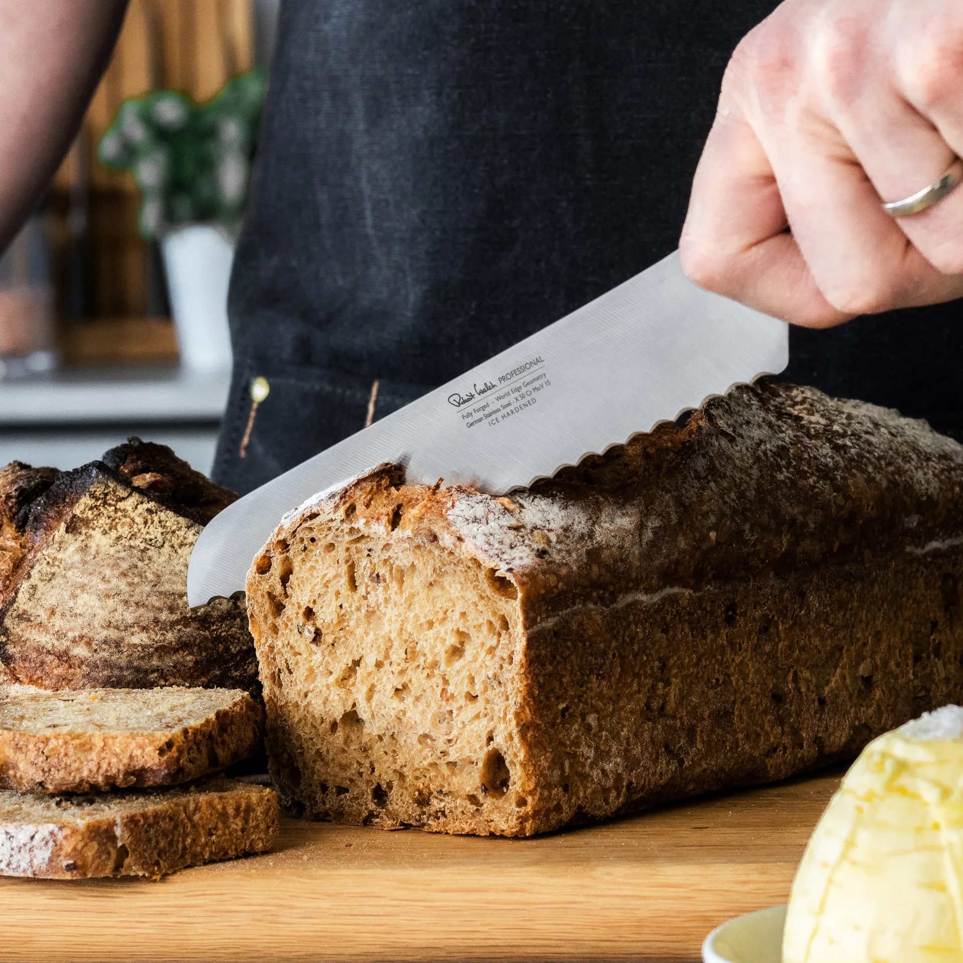 Robert Welch professional bread knife 22 cm, Stainless steel Robert Welch