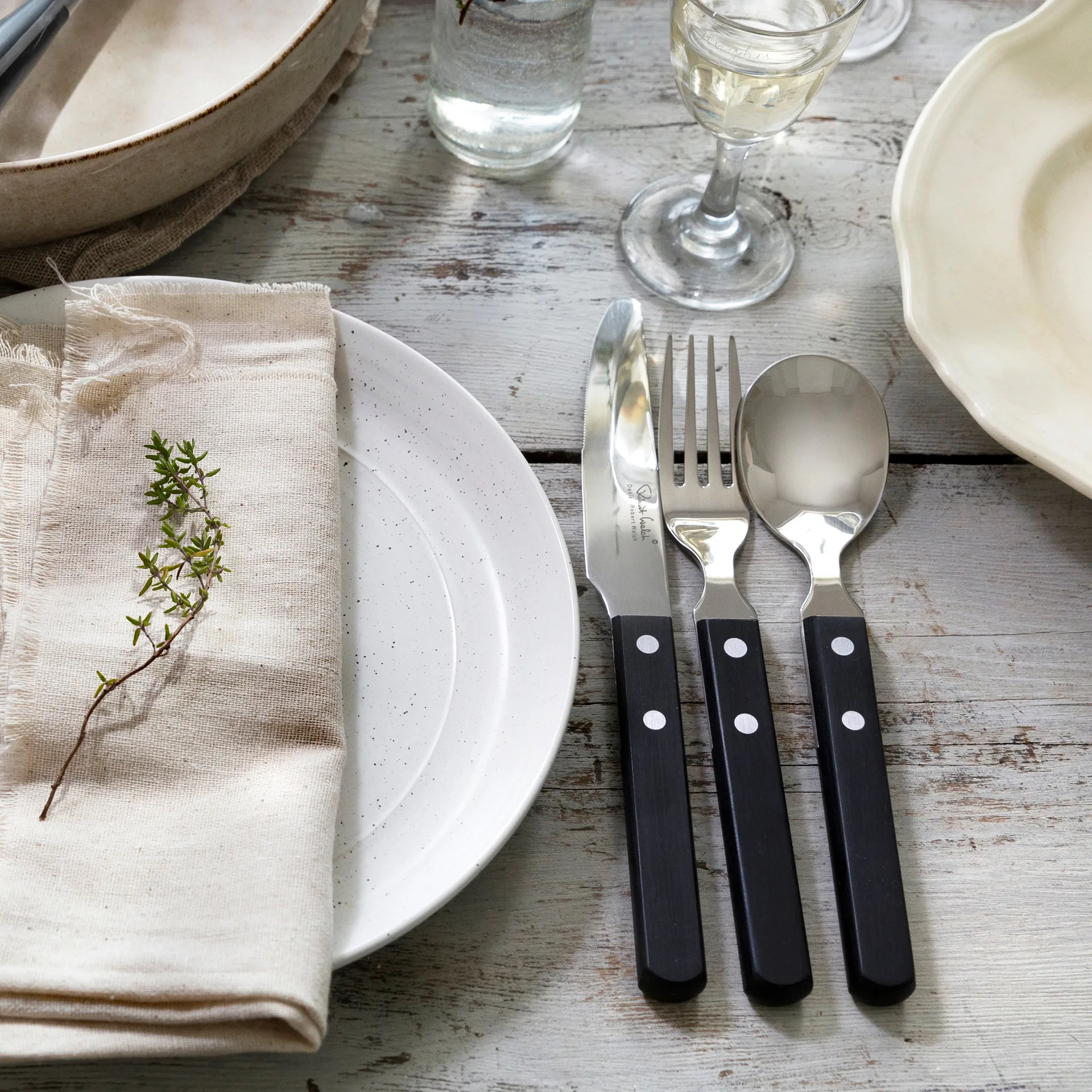 Trattoria cutlery set 56 pieces, Black Robert Welch