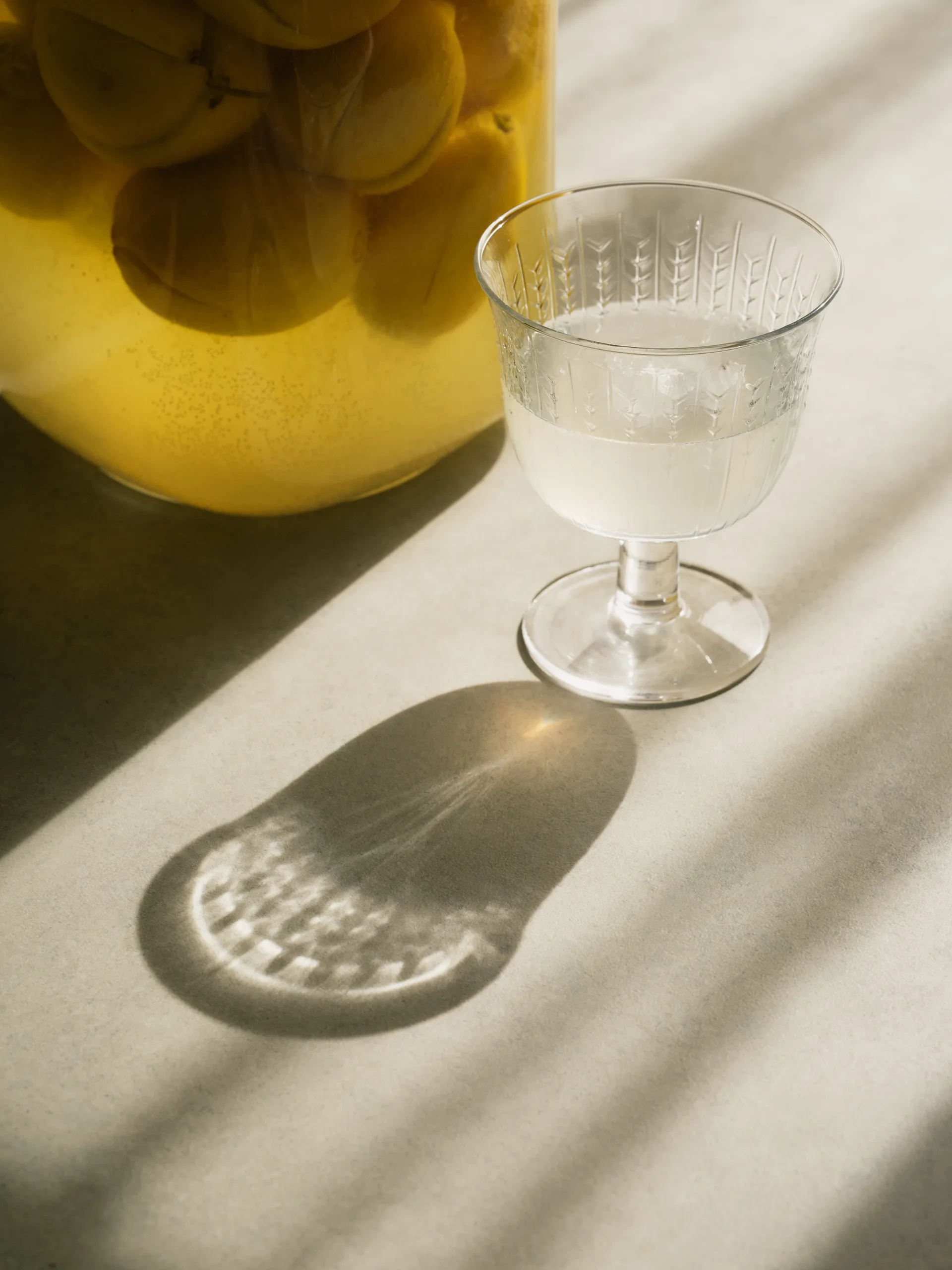 Swedish Grace drinking glass on stem 25 cl 2-pack, Clear Rörstrand