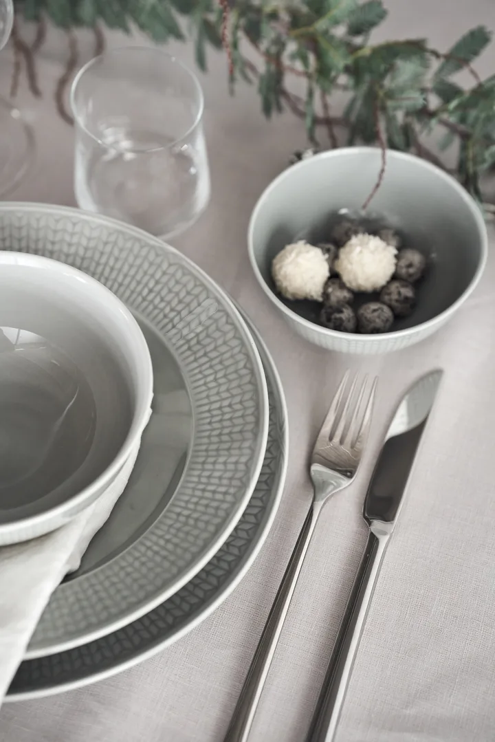 ロールストランド Swedish Grace ミストグレー 24cm 6枚 Swedish Grace plate Ø 27 cm 6-pack Mist (grey) from Rörstrand