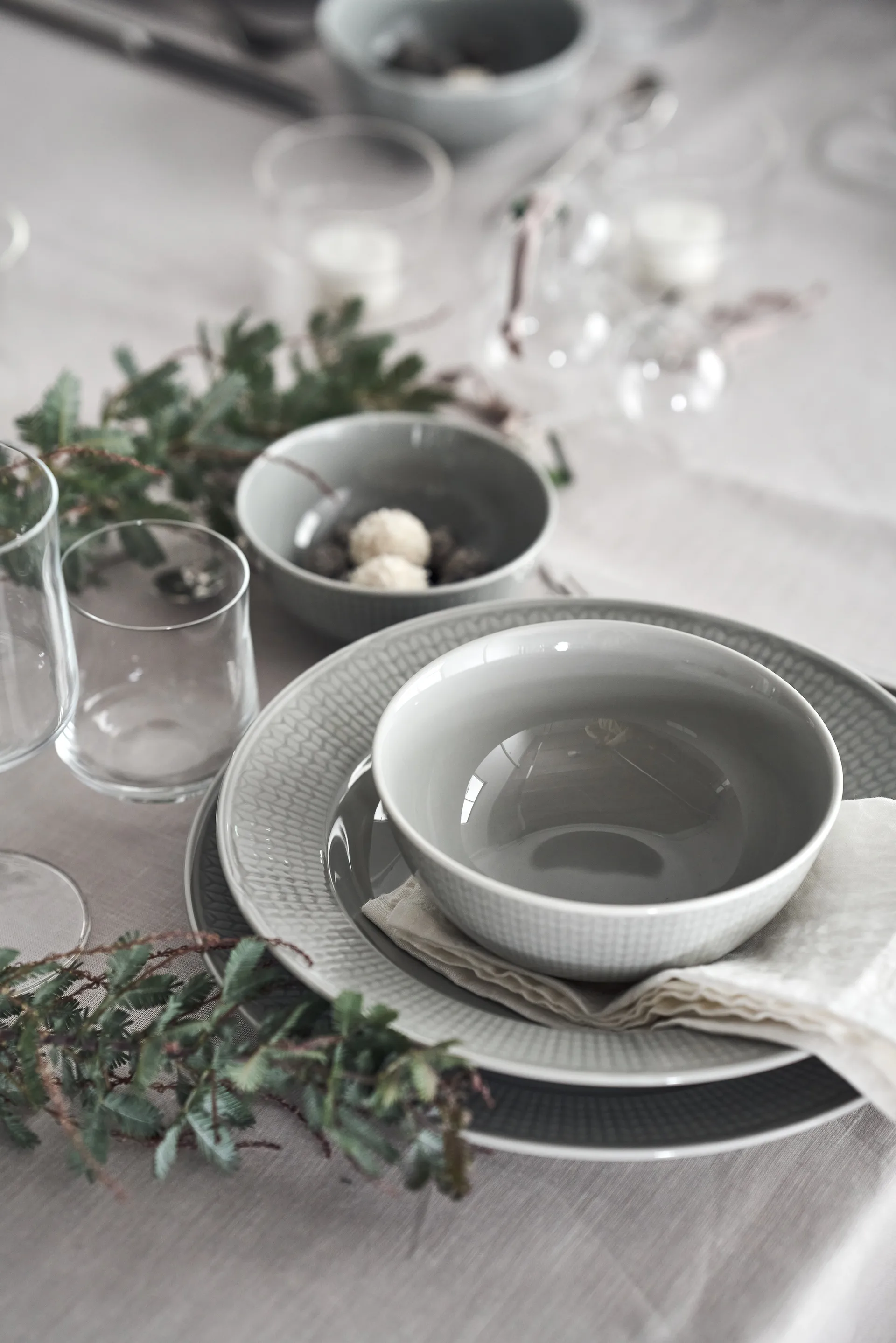 Swedish Grace plate Ø 27 cm 6-pack Mist (grey) Rörstrand