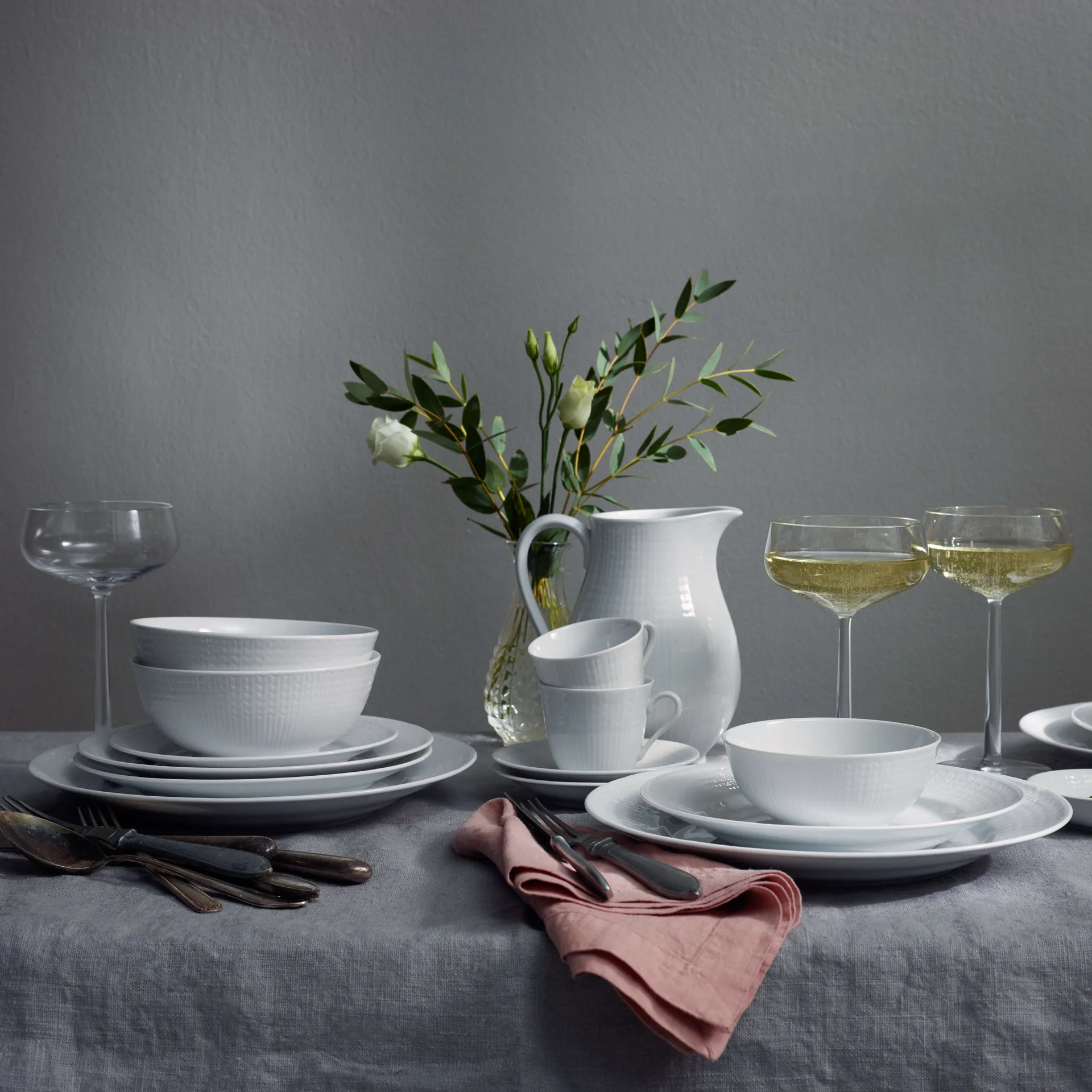 Swedish Grace saucer Ø13 cm, Snow (white) Rörstrand