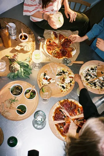 Grand Cru pizza board and pizza cutter - Beech, Ø35 cm - Rosendahl
