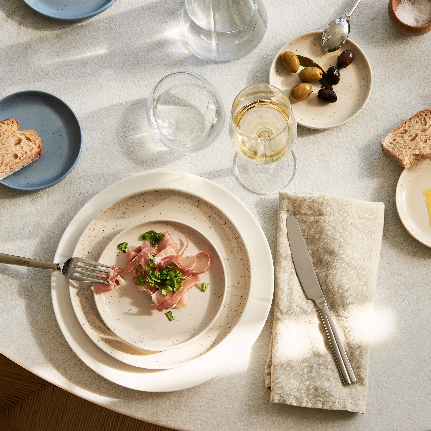 Grand Cru Sense plate 22 cm, Sand Rosendahl