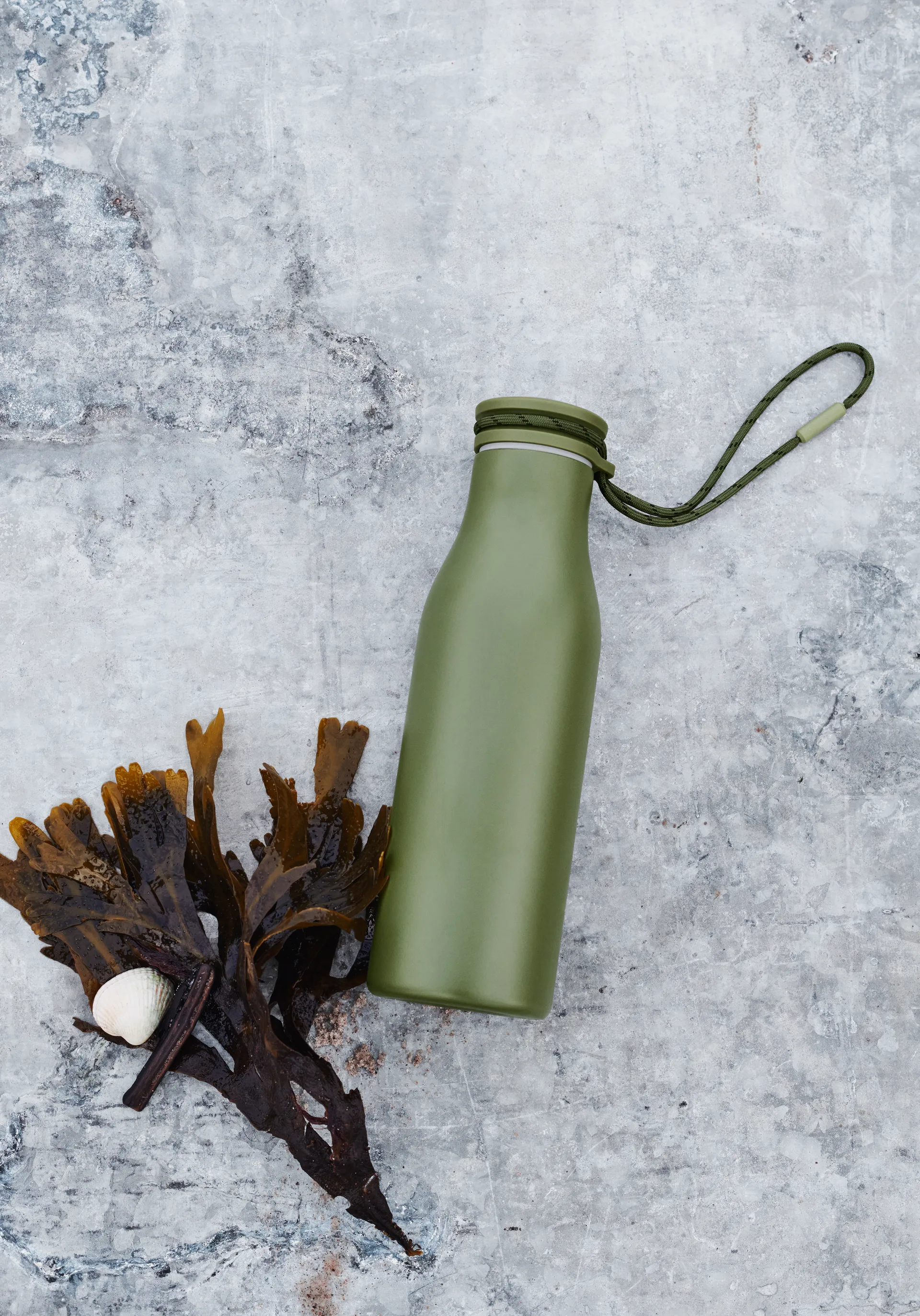 Grand Cru thermos bottle 50 cl, Olive green Rosendahl