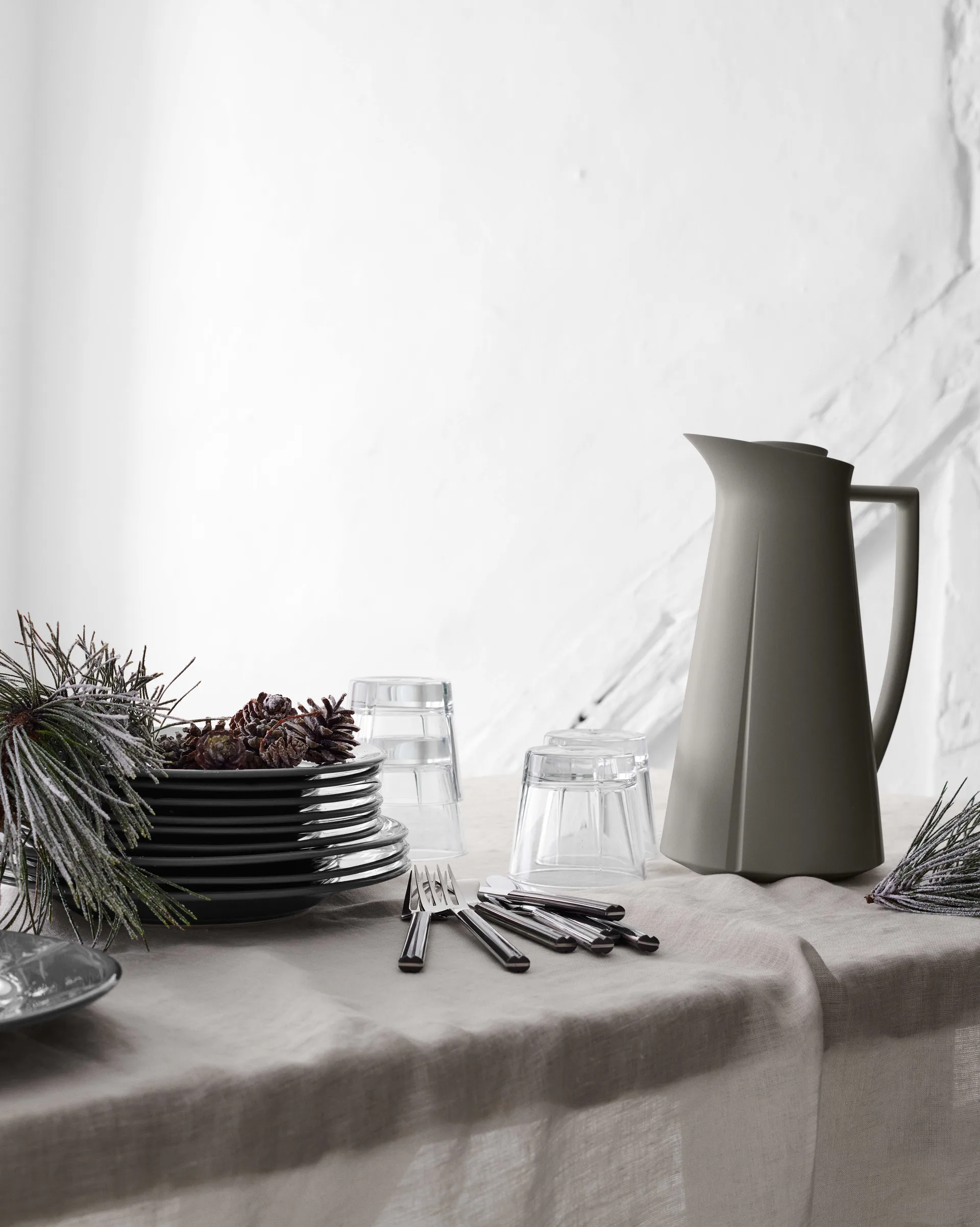 Grand Cru thermos jug, Ash-grey Rosendahl