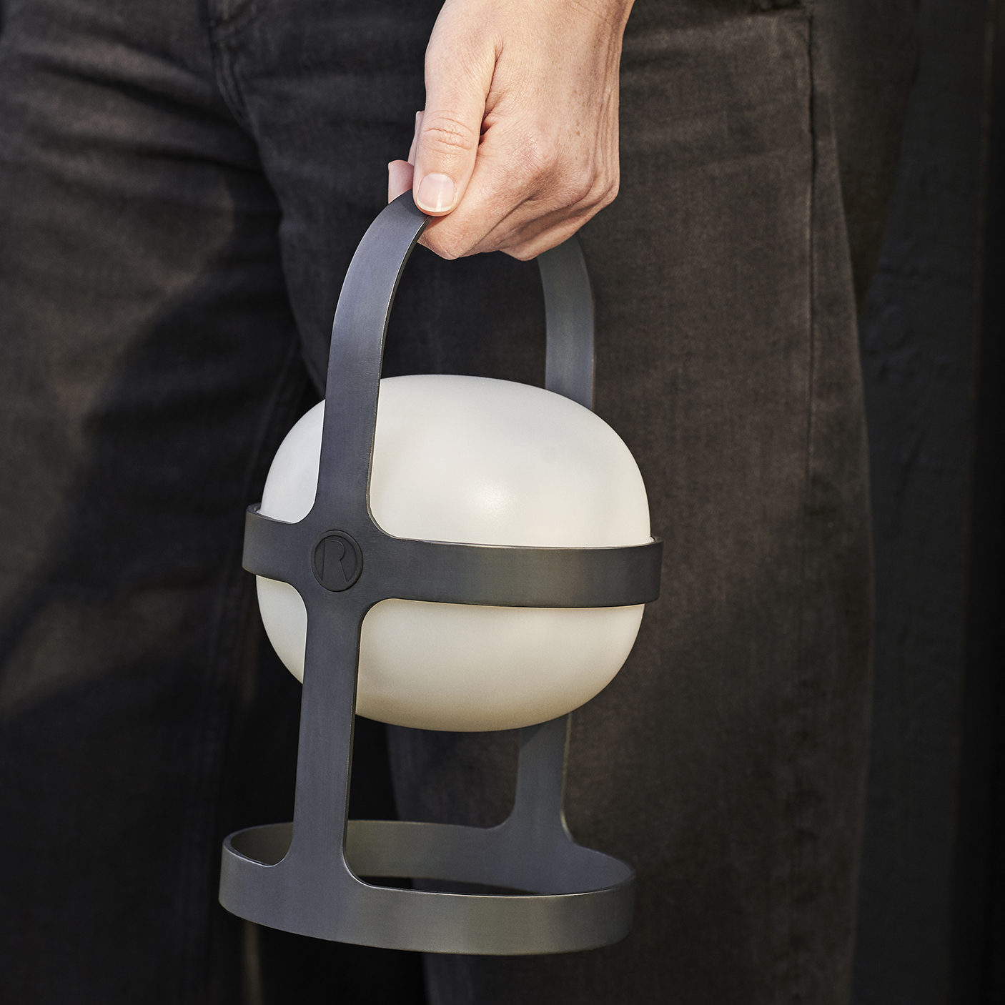 Soft Spot solar cell lamps black from Rosendahl - NordicNest.com