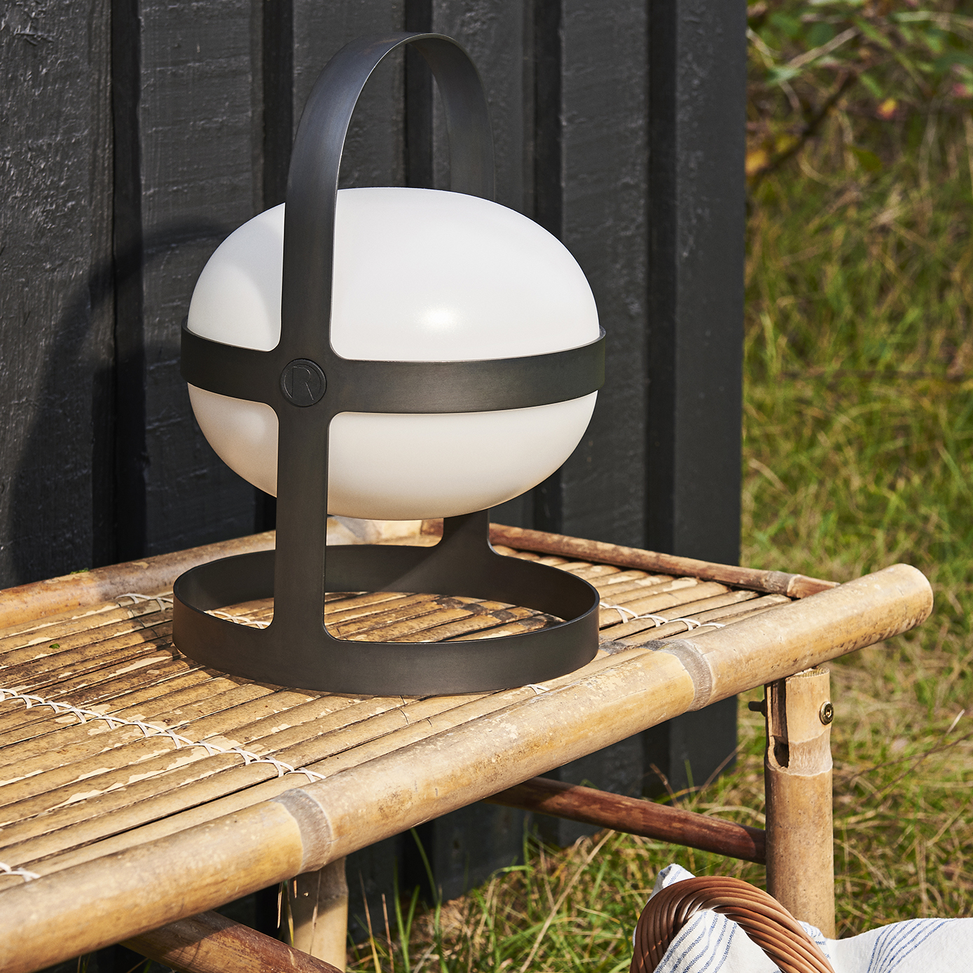 Soft Spot solar cell lamps black from Rosendahl - NordicNest.com