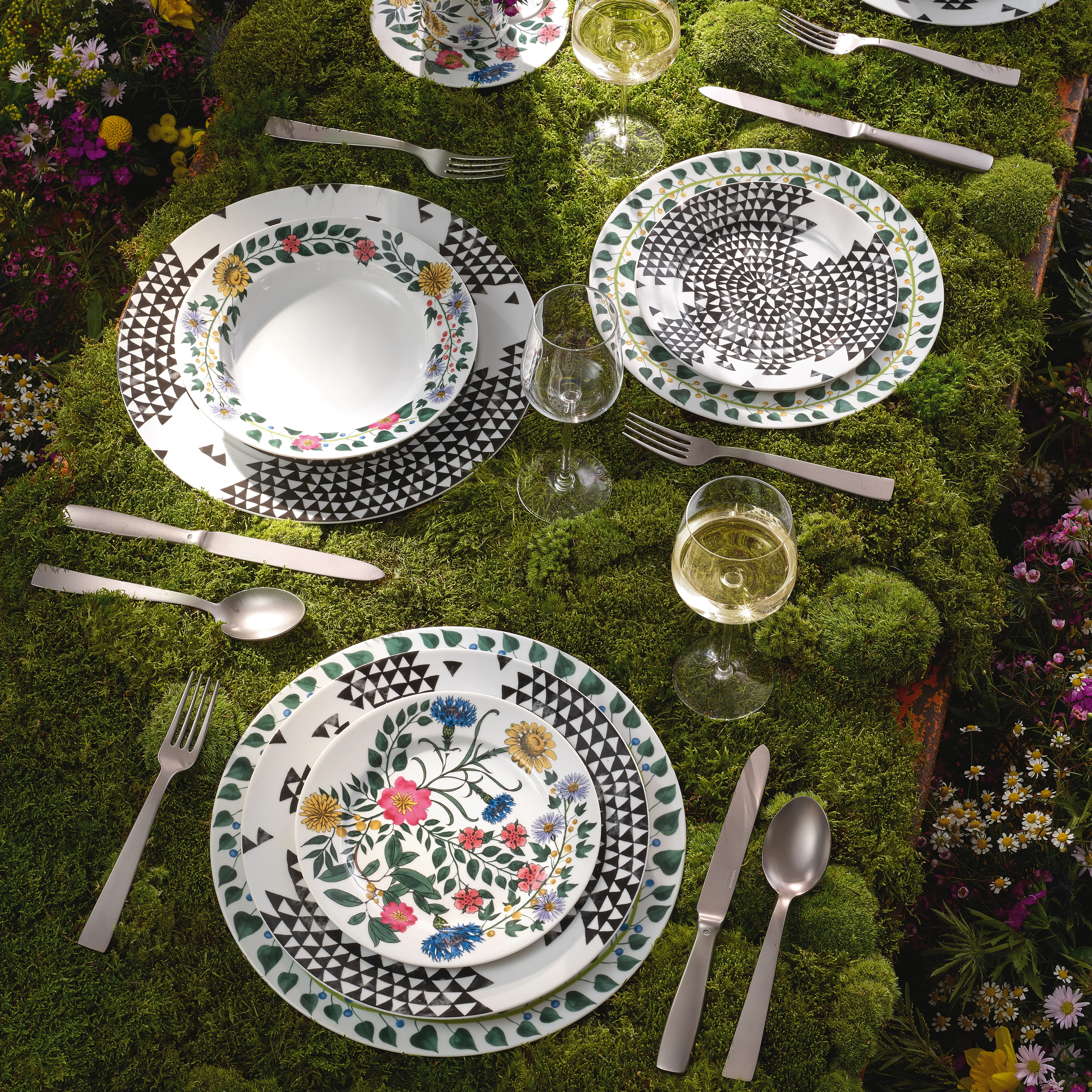 Magic Garden Blossom plate 21 cm from Rosenthal - NordicNest.com
