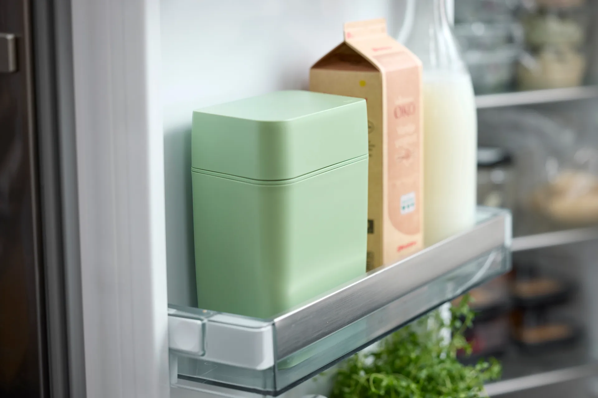 Classic cheese box incl cheese slicer 16.5x10x19 cm, Misty green Rosti