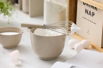 Emma balloon whisk steel 27 cm - Hummus - Rosti