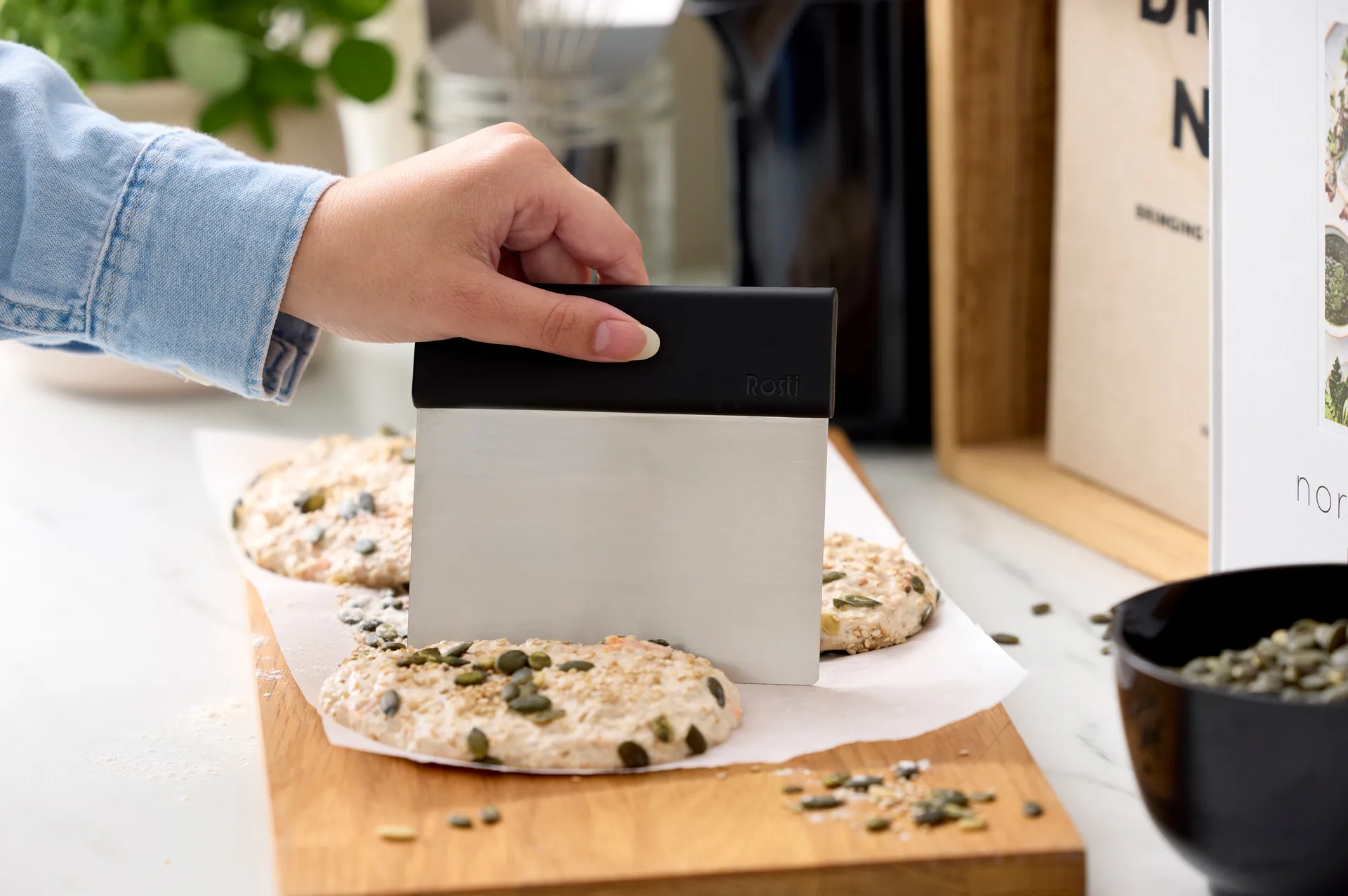 Emma dough cutter steel, Black Rosti