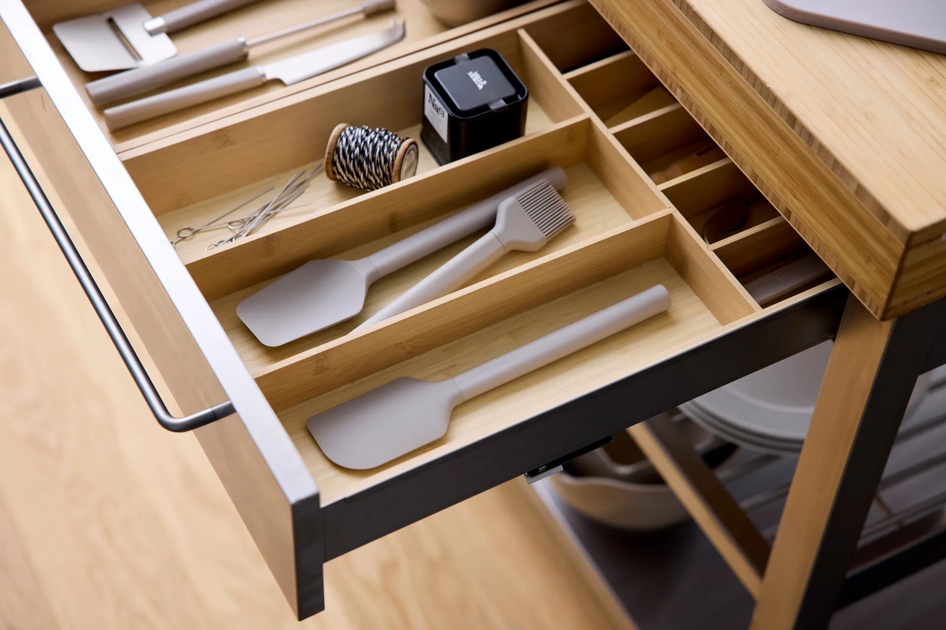 Rosti Emma spatula spoon, Humus Rosti