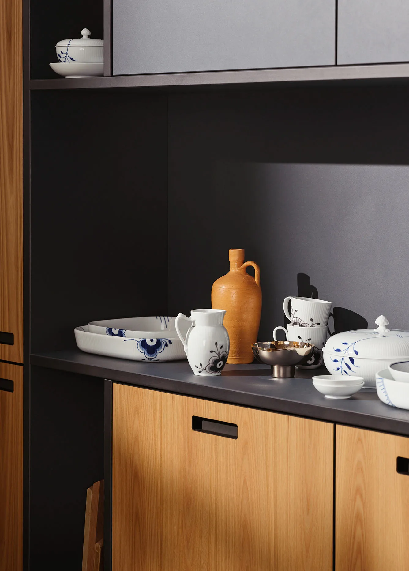 Black Fluted Mega mug 2-pack, 28 cl Royal Copenhagen