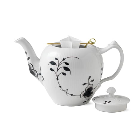 Black Fluted mega teapot, 100 cl Royal Copenhagen