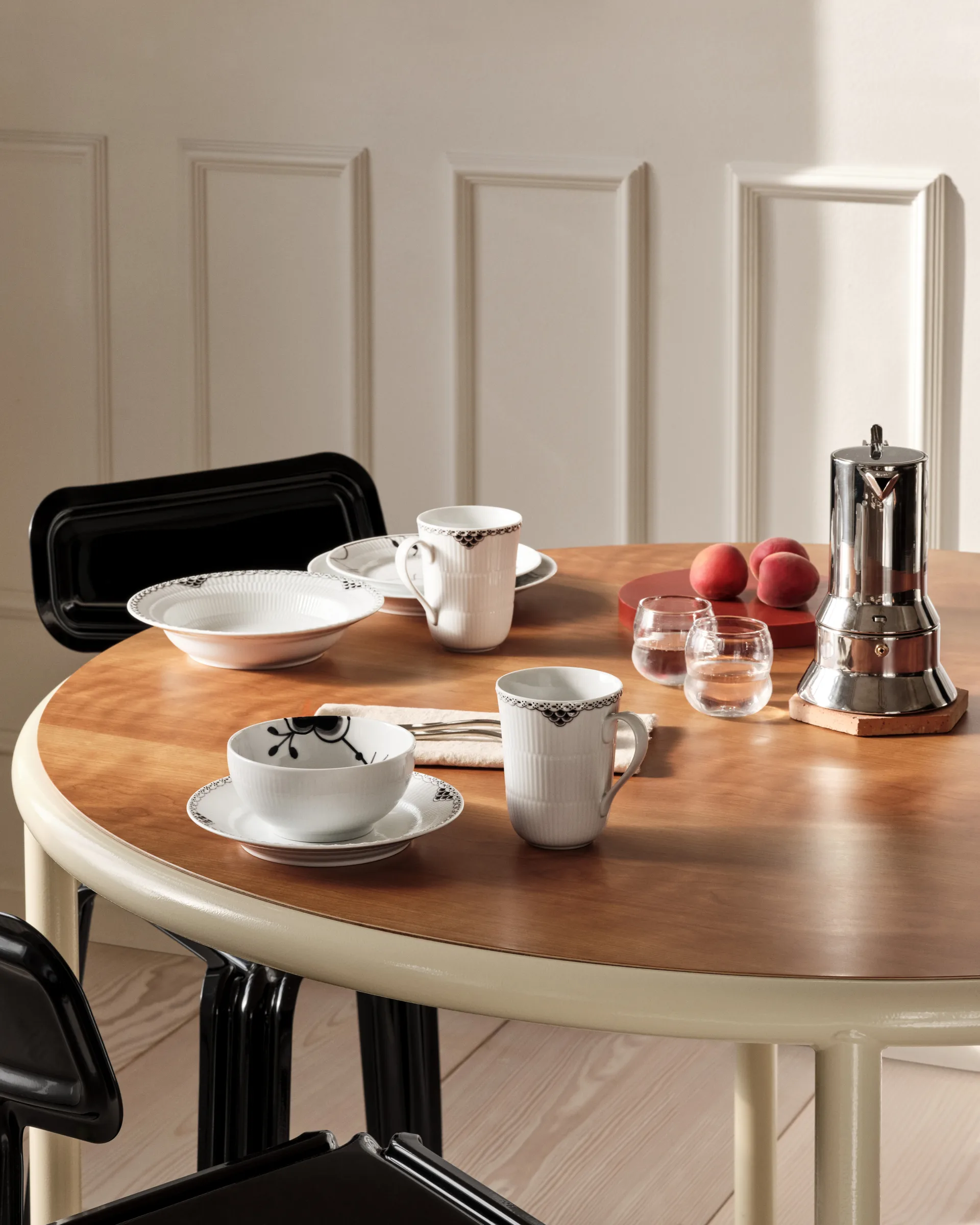 Black Lace deep plate, Ø21 cm Royal Copenhagen