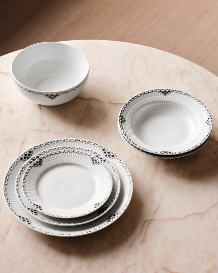Black Lace side plate, Ø22 cm Royal Copenhagen