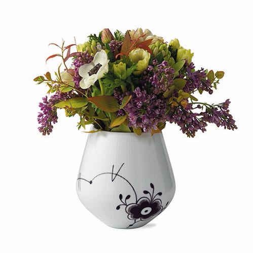 Blue fluted mega black vase, 15 cm Royal Copenhagen