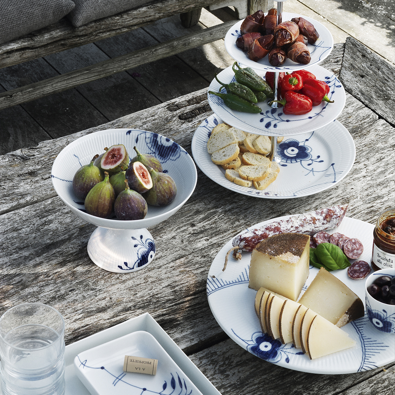   Blue Fluted Mega 皿 21cm Royal Copenhagen Blue Fluted Mega | artedona.