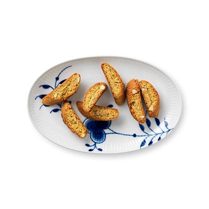 Blue Fluted Mega oval dish, Ø 23 cm Royal Copenhagen