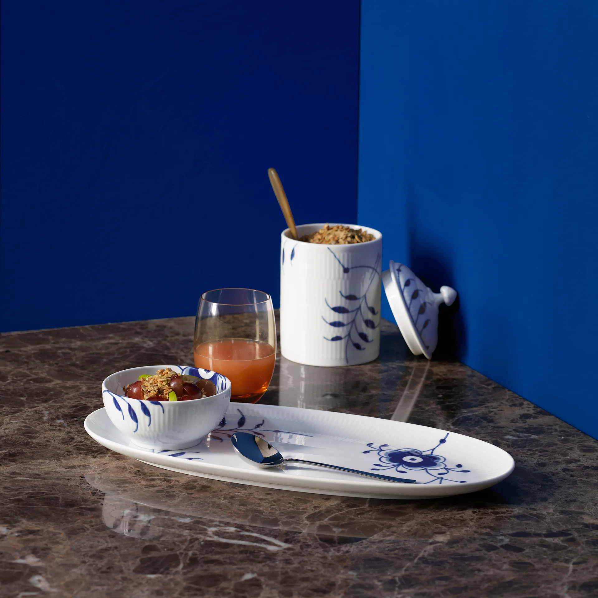 Blue Fluted Mega serving plate, 37 cm Royal Copenhagen