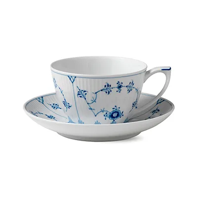 Blue Fluted Plain teacup with saucer, 28 cl Royal Copenhagen