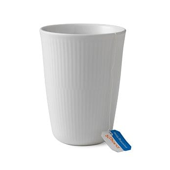 White Fluted thermal mug - 39 cl - Royal Copenhagen