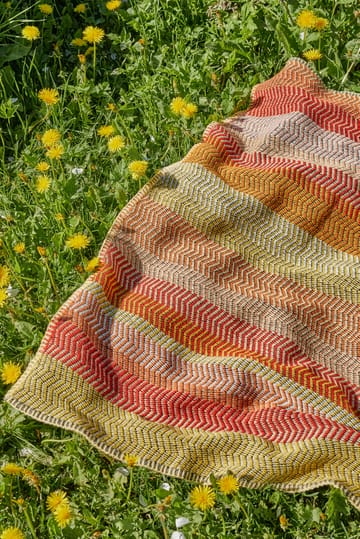 Fri blanket 150x200 cm - Summer red - Røros Tweed