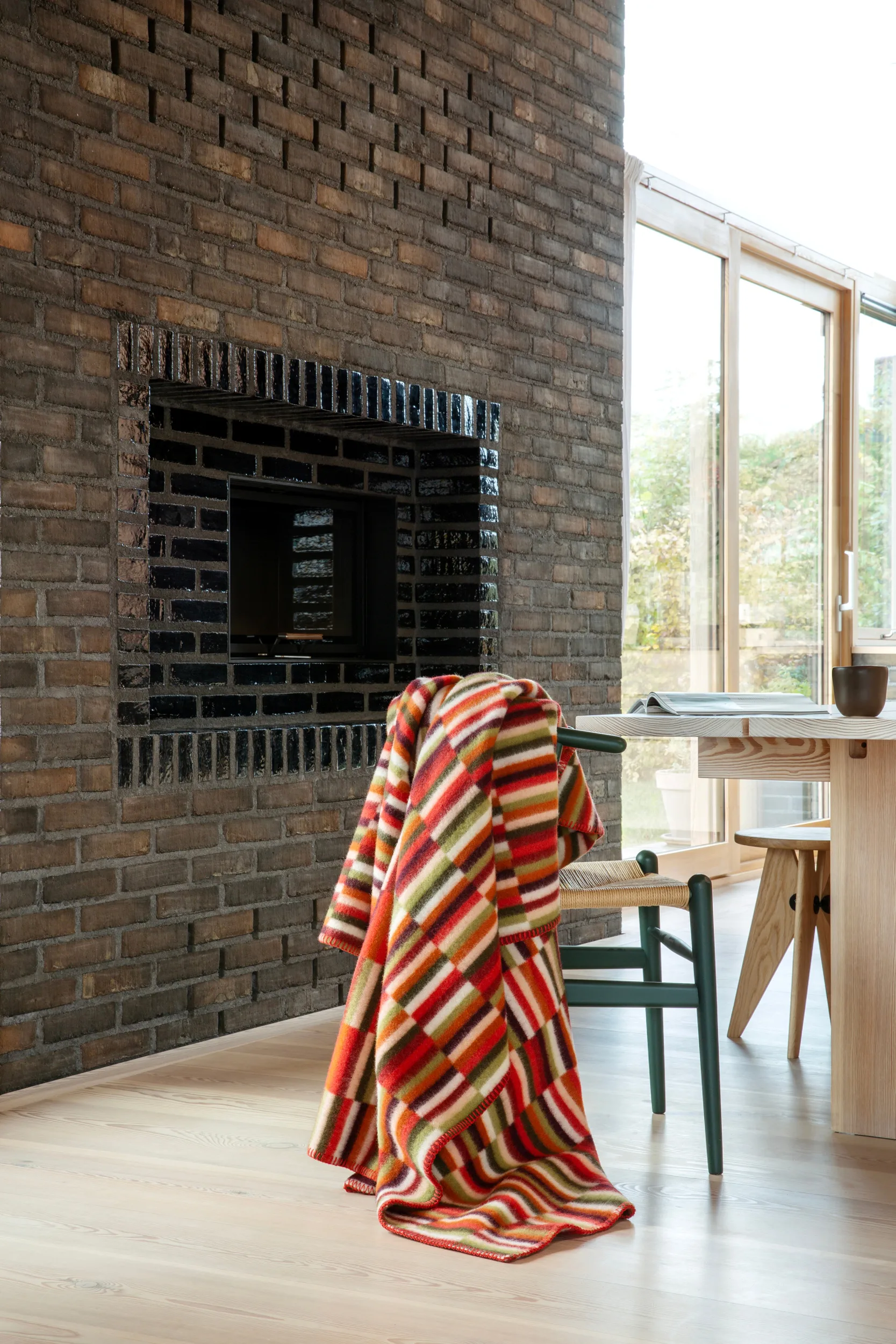 Ida blanket 135x200 cm, Red shades Røros Tweed