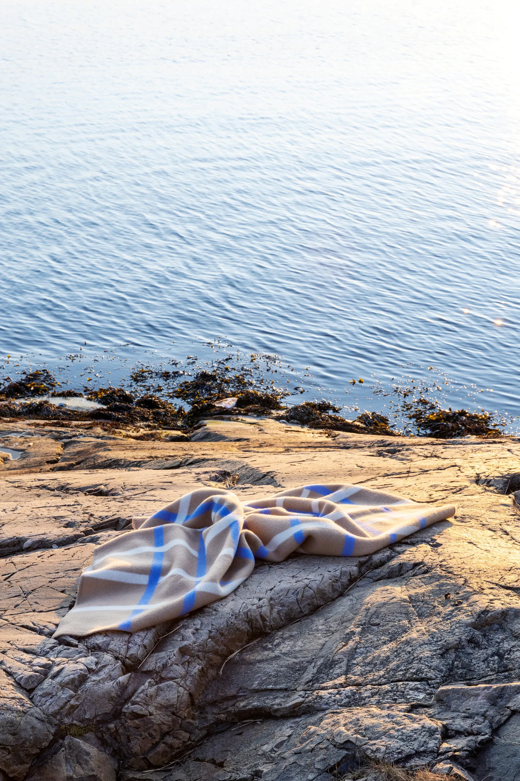 Knut blanket 135x200 cm, Taupe Røros Tweed