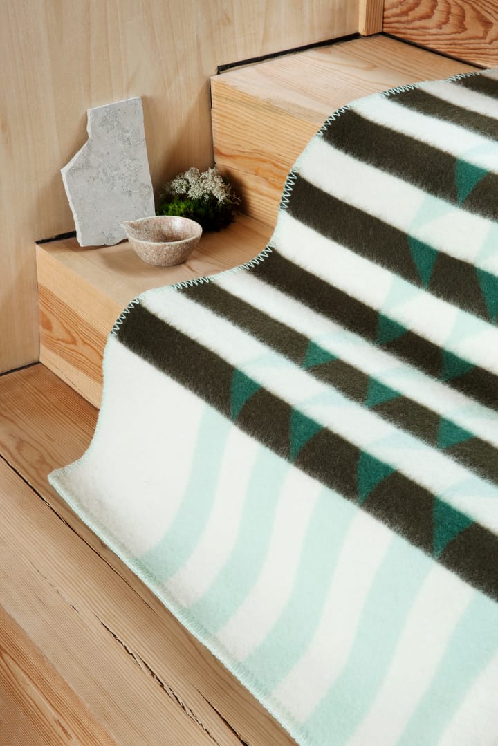 Kvam blanket 135x200 cm - Green - Røros Tweed