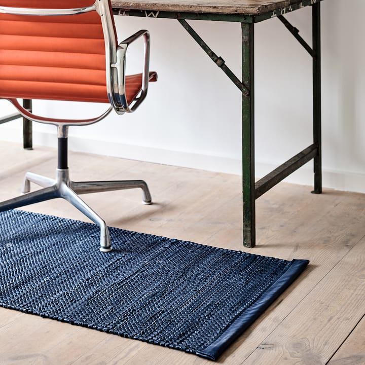 Calf Leather Porto rug  65x135 cm - navy - Rug Solid