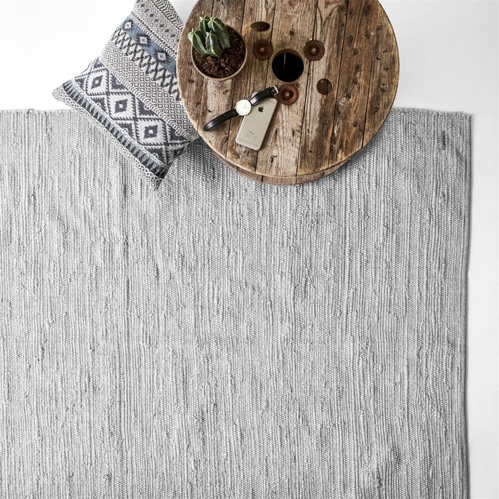 Cotton rug 140x200 cm - light grey (light grey) - Rug Solid