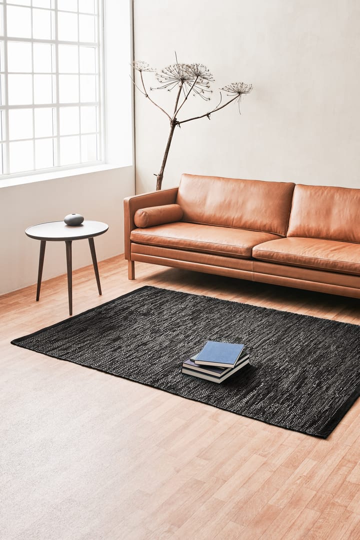 Leather rug  65x135 cm - black (black) - Rug Solid