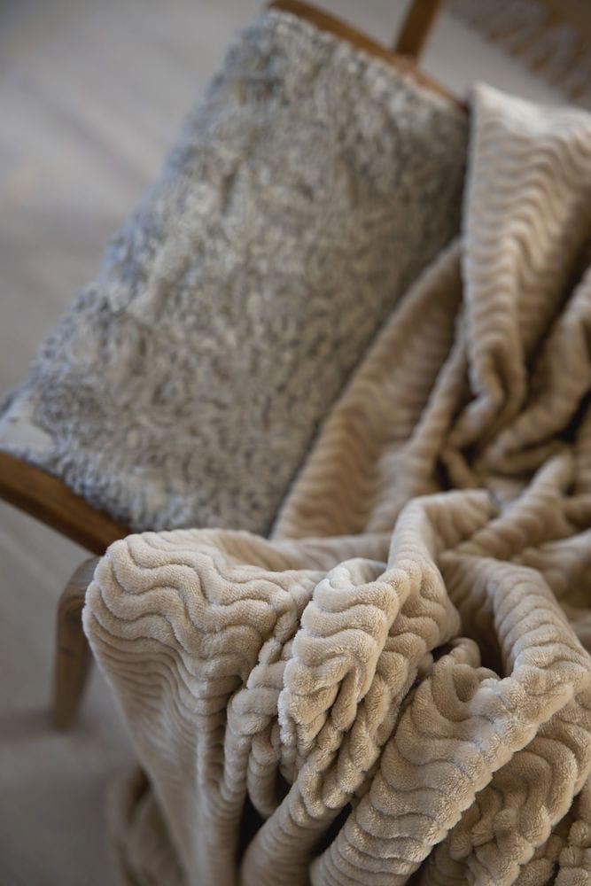 Agnes fleece throw - Beige - Sagaform