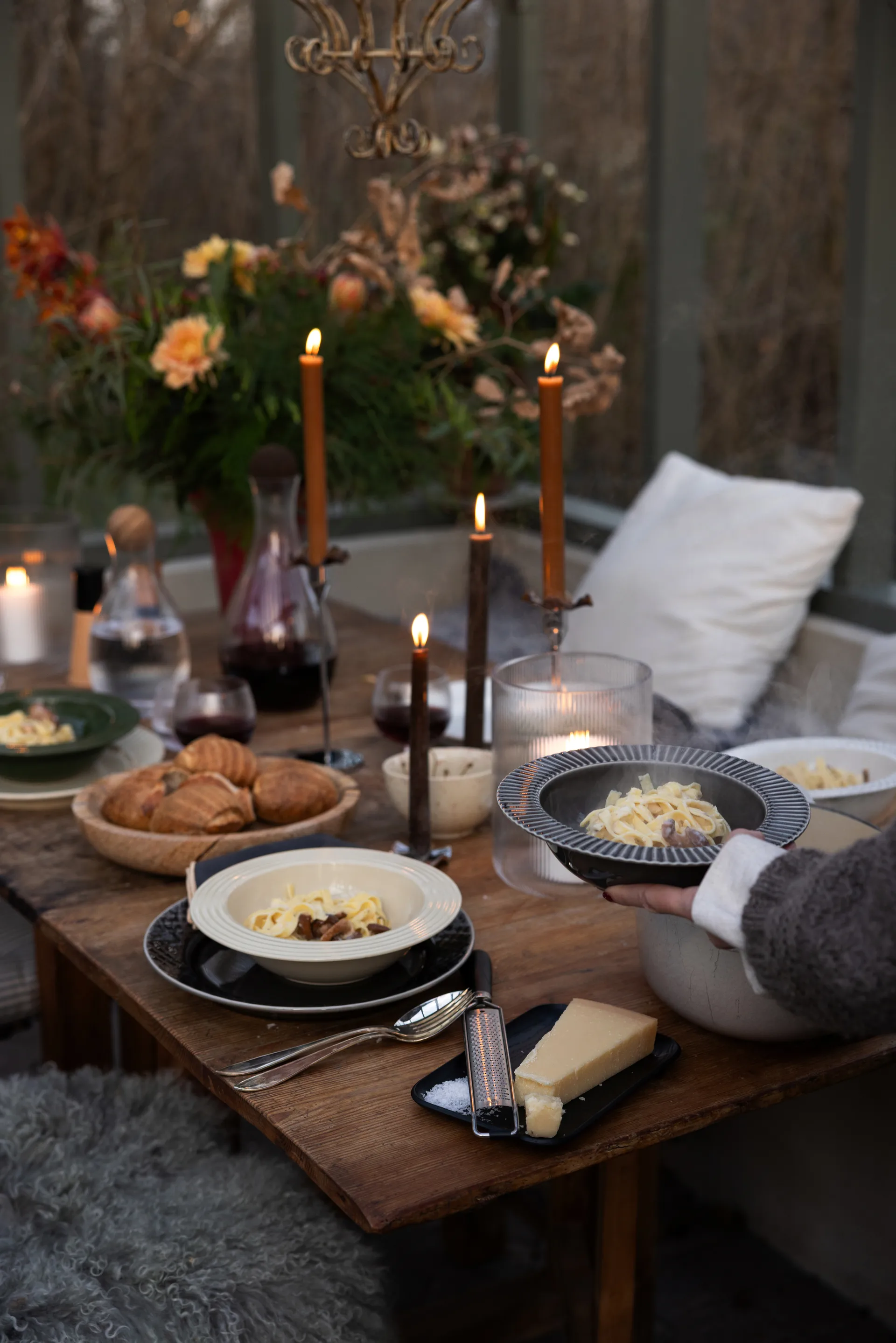 Coffee & More deep plate Ø22 cm, Grey Sagaform