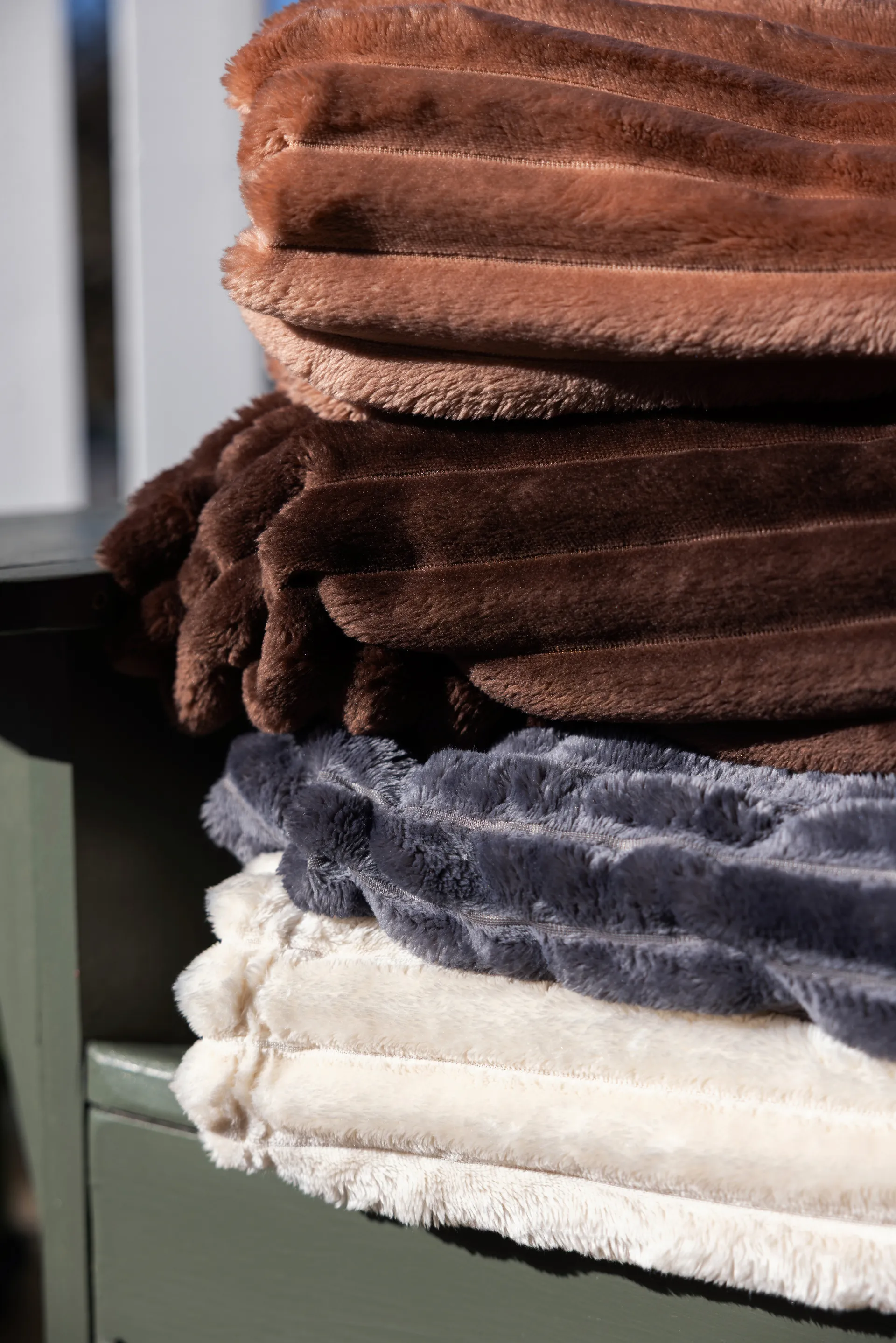 Esther fleece throw, Light brown Sagaform