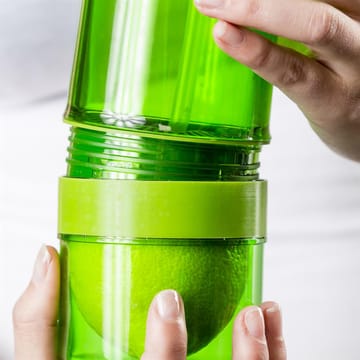 Fresh bottle with squeezer - green - Sagaform
