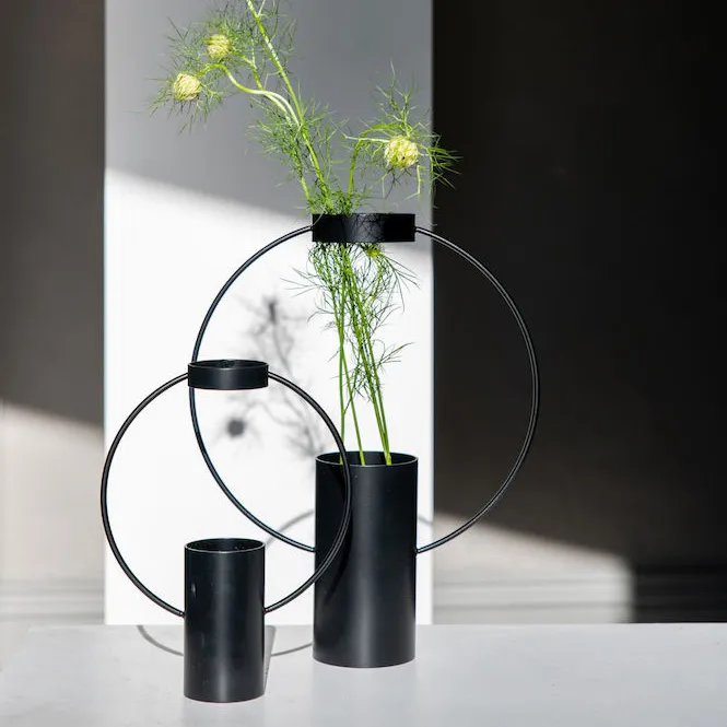 Moon vase 21 cm, black Sagaform