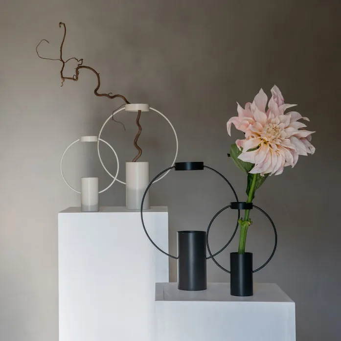 Moon vase 21 cm, black Sagaform