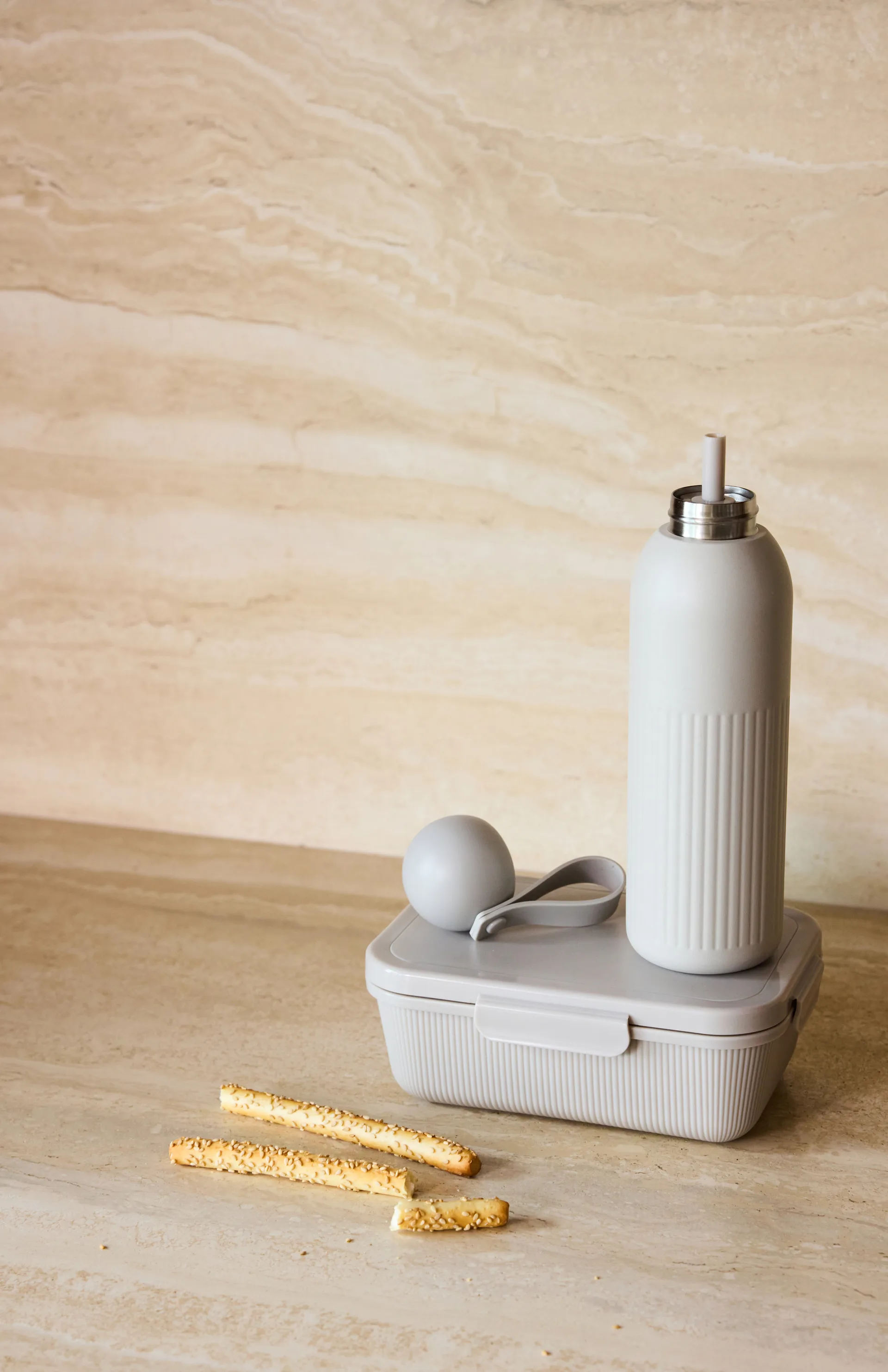 Tina lunch box 1.1 L, Beige-warm grey Sagaform