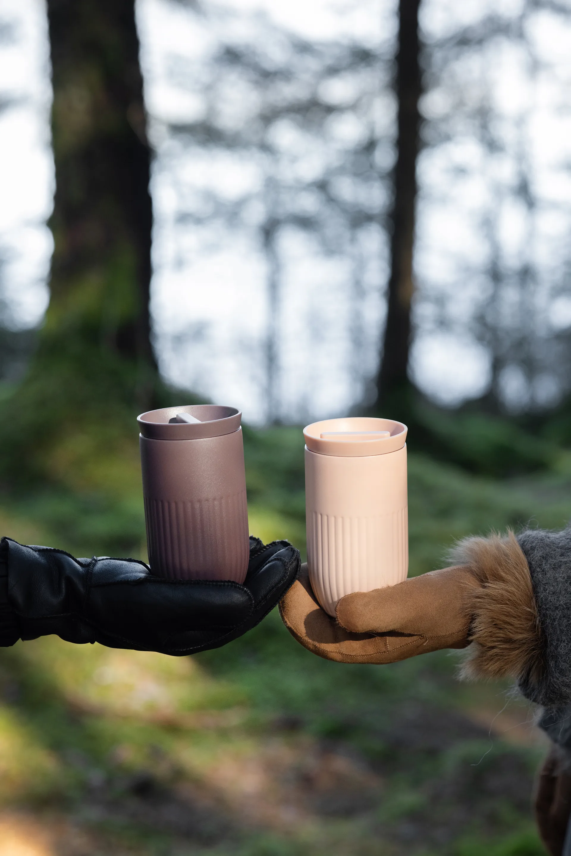 Tova car mug thermos mug 32 cl, Brown Pantone Sagaform