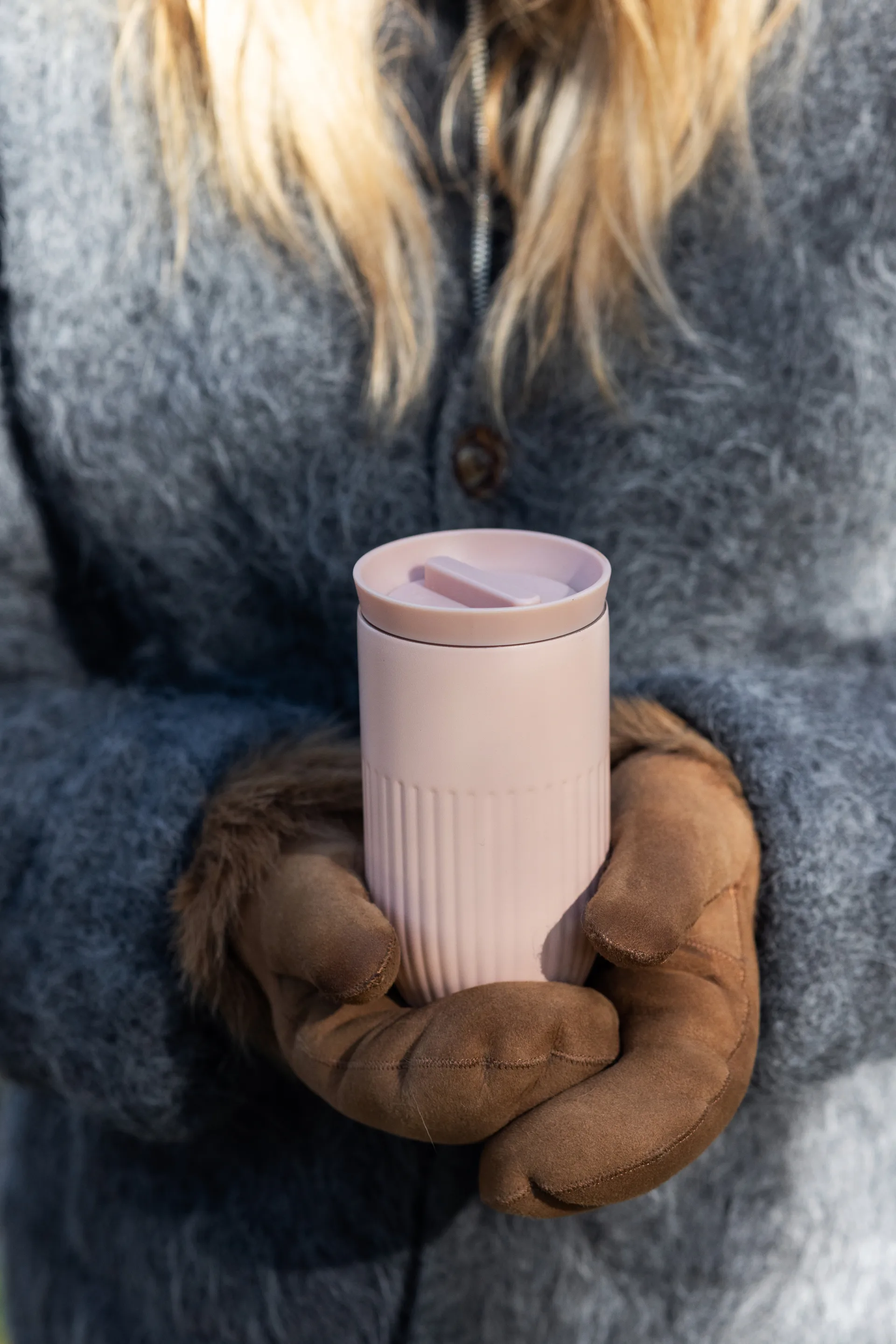 Tova car mug thermos mug 32 cl, Pink Pantone Sagaform