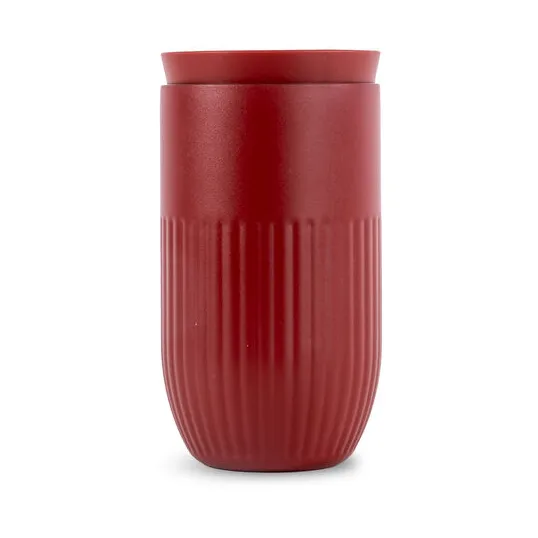 Sagaform Tova car mug thermos mug 32 cl Wine red | Scandinavian Design | Thermal flasks & travel mugs | Red