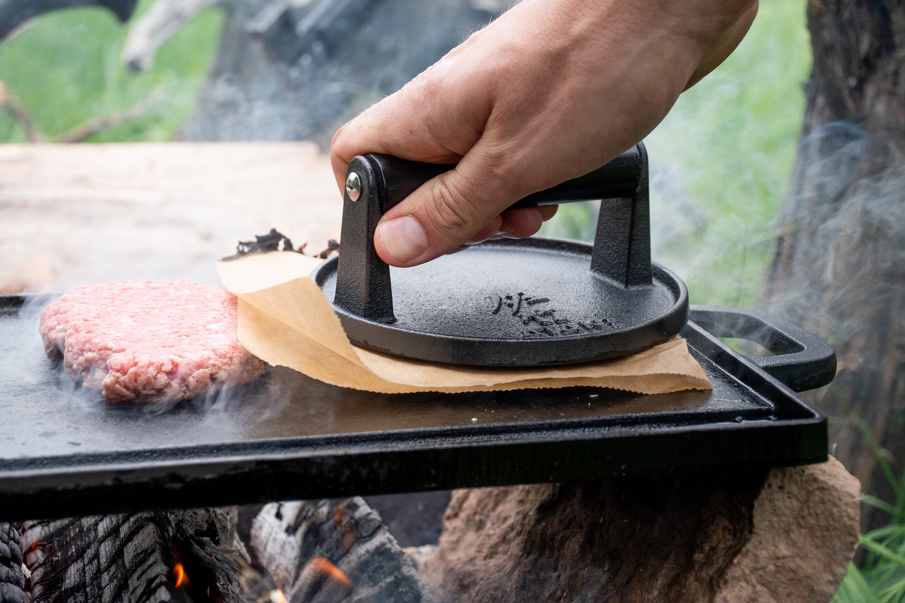 Cast iron deals burger press