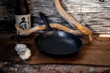 Satake ceramic frying pan lightweight cast iron 2 pieces - undefined - Satake