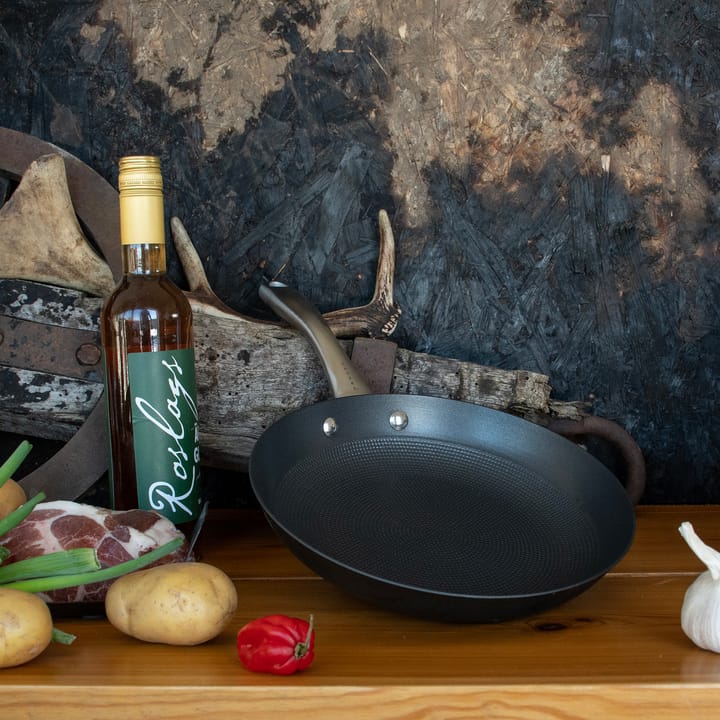 Satake frying pan lightweight cast iron non stick, 26 cm Satake