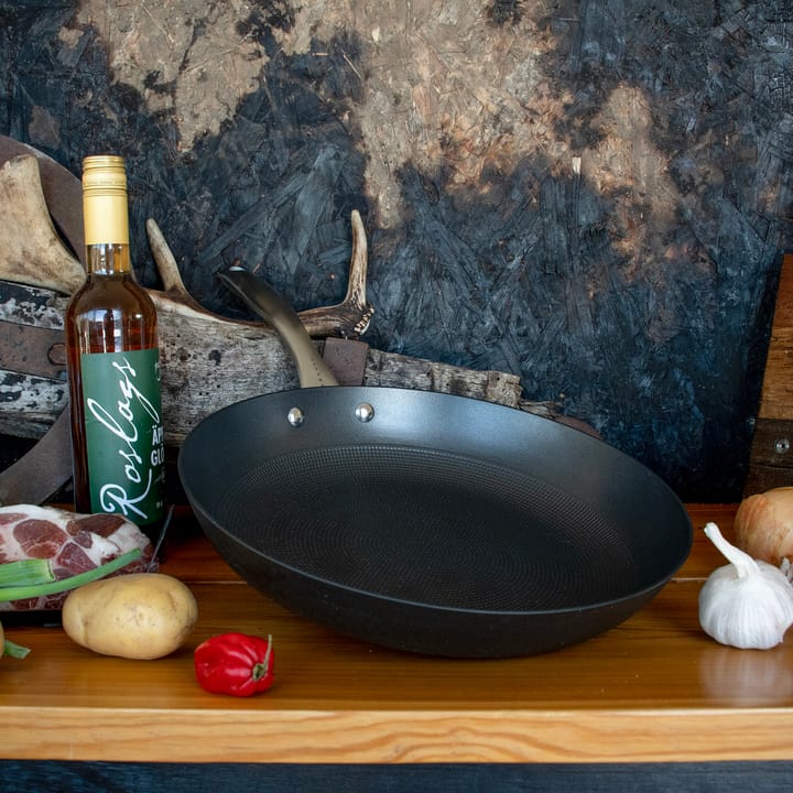 Sauté Pan Lightweight Cast Iron With Honeycomb Non-Stick Coating Ø30 cm -  Satake @ RoyalDesign